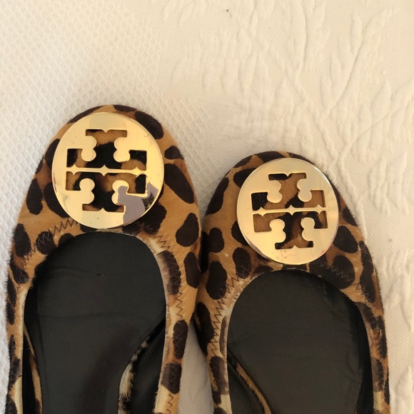 Update- back heel missing fabric price updated to reflectTory Burch Ballet Flats - Picture 4 of 4